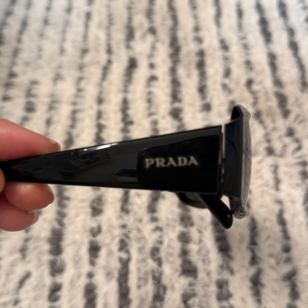 Prada Black Sunglasses - Picture 5 of 6